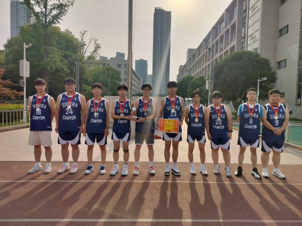 2亚军 高二7班.jpg